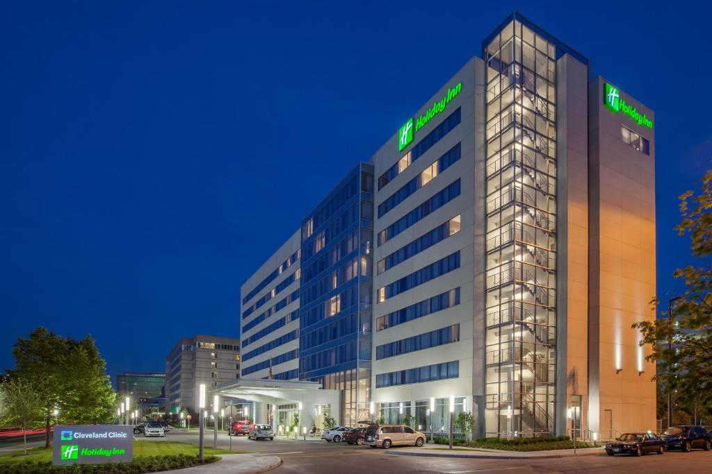 Holiday Inn Cleveland Clinic an IHG Hotel Main image 1